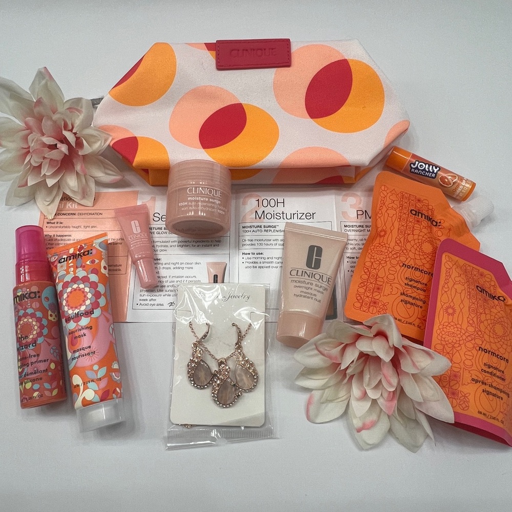 NWT Clinique + Amika Hydration Bundle